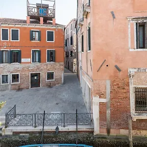 In San Marco With Canal View By Wonderful Italy Apartman